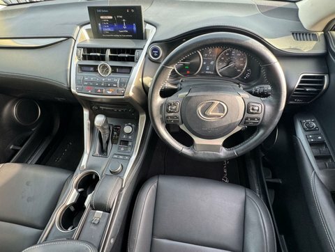 Lexus NX 2.5 300H Sport Blue