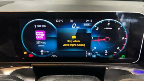 Mercedes-Benz GLB Class Glb 220 Amg Line Premium D 4Matic Grey #4