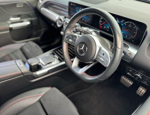 Mercedes-Benz GLB Class 2.0 Glb220d Amg KM20HKO Black #2