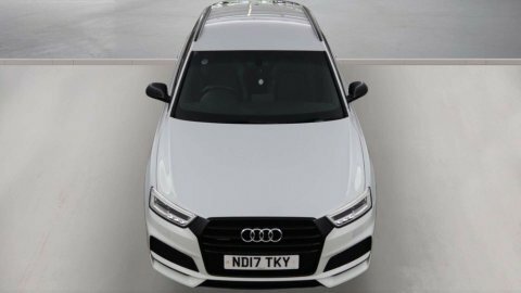 Audi Q3 2.0 Tdi Black White