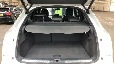 Audi Q3 2.0 Tdi Black ND17TKY White #3