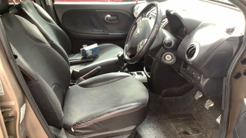 Nissan Note 1.6 16V Tekna Beige #5