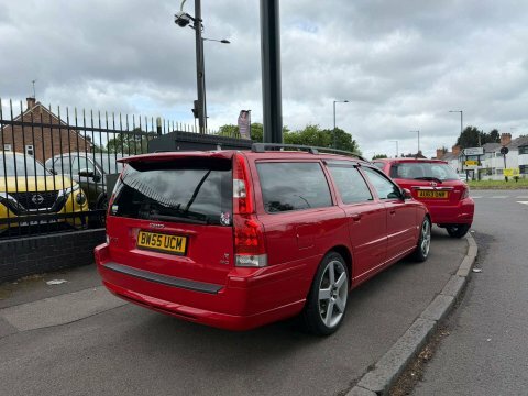 Volvo V70 2.5 R Estate Red #3