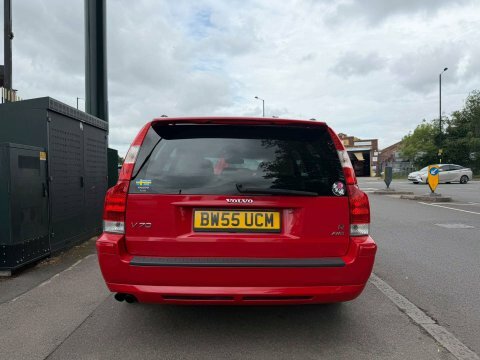 Volvo V70 2.5 R Estate Red #6