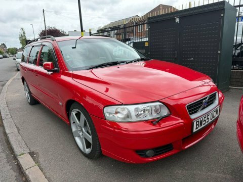 Volvo V70 2.5 R Estate Red