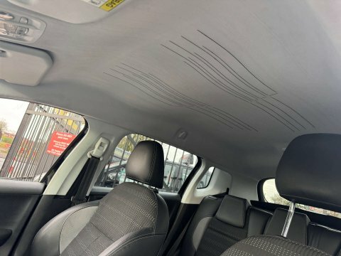 Peugeot 2008 Allure White #12