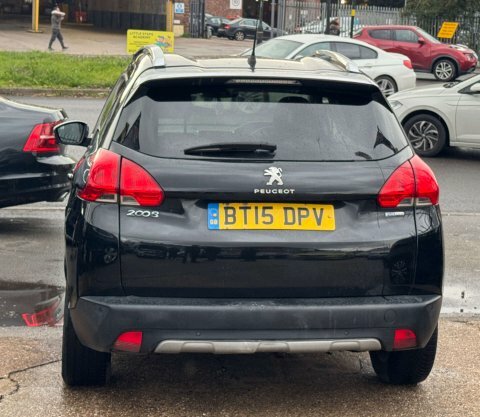 Peugeot 2008 Allure White #8