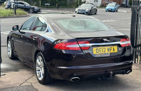 Jaguar XF 3.0D V6 Premium Luxury 11 Services Gold #10