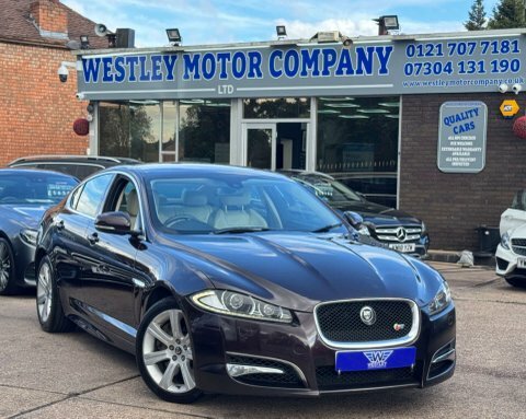 Jaguar XF 3.0D V6 Premium Luxury 11 Services Gold #1