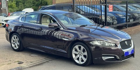 Jaguar XF 3.0D V6 Premium Luxury 11 Services Gold #6