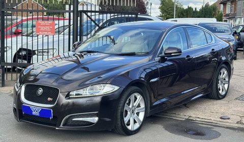 Jaguar XF 3.0D V6 Premium Luxury 11 Services Gold #7