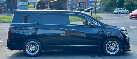 Nissan Elgrand E51 3.5 V6 Partial Camper Gold #31