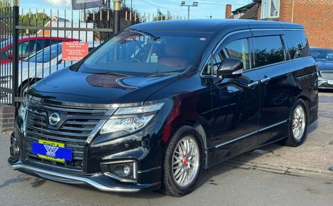 Nissan Elgrand E51 3.5 V6 Partial Camper Gold #8