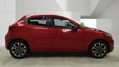 Mazda 2 1.5 Skyactiv-g Sport Red #3