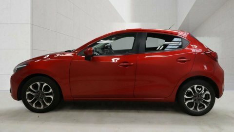 Mazda 2 1.5 Skyactiv-g Sport Red #4