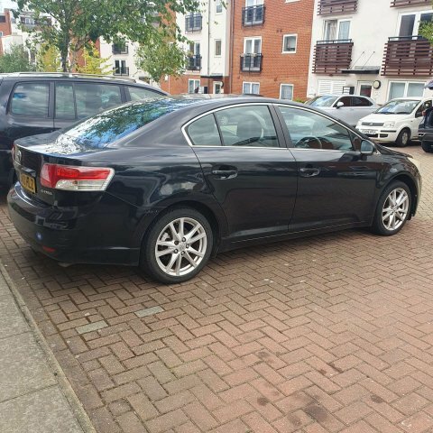 Toyota Avensis 2.0 D-4d T2 Black #2