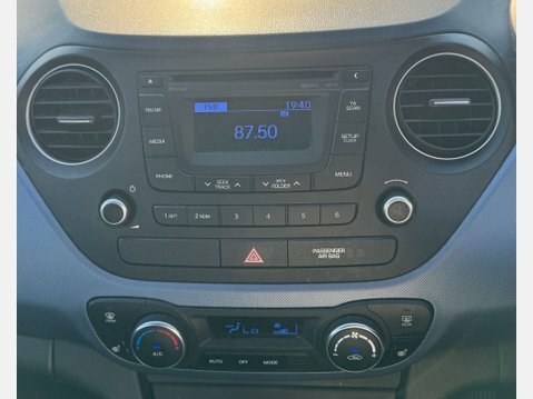 Hyundai I10 I10 Premium Blue Drive Blue #25