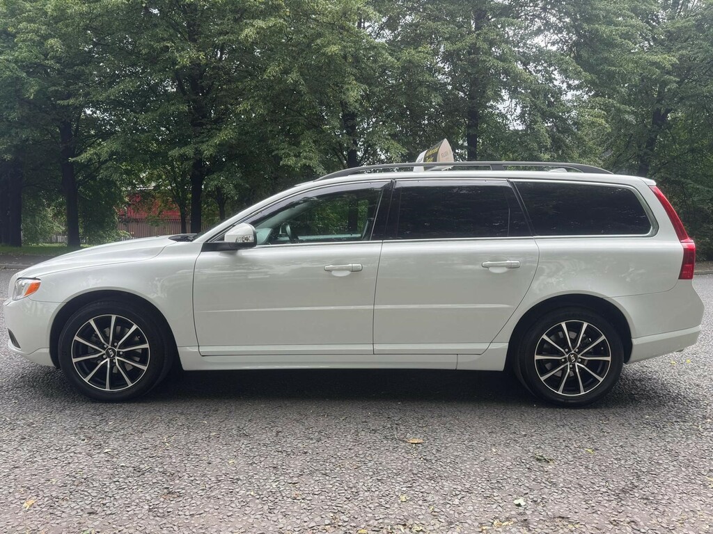 Volvo V70 Se Blue #7