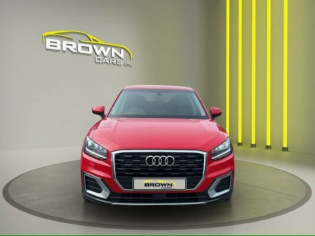 Audi Q2 1.6 Tdi 30 Sport Red #2
