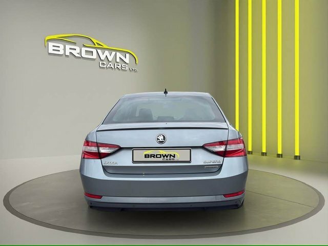 Skoda Superb 1.6 Tdi Se Technology Grey #5