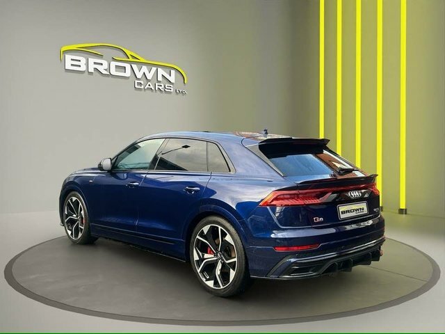 Audi Q8 S Line Black #7