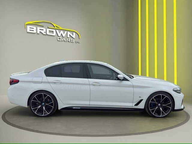 BMW 5 Series 2.0 520D Mht M White #4