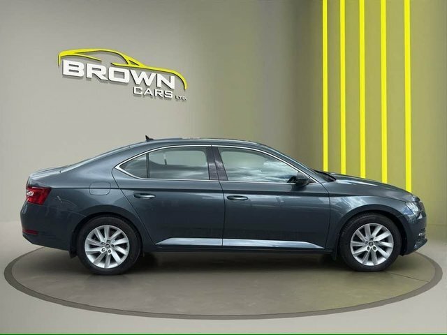 Skoda Superb 2.0 Tdi Se Hatchback Grey #4