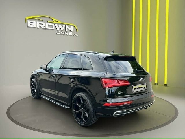 Audi Q5 2.0 Tdi 40 S Black #5