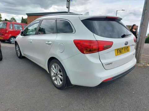 Kia Ceed Crdi 2 Isg White #3