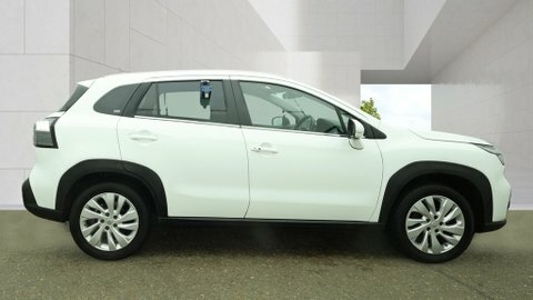 Suzuki SX4 S Cross Motion Boosterjet Mhev White #5