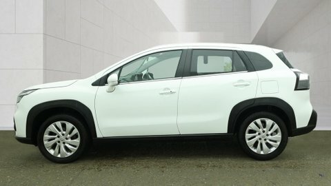 Suzuki SX4 S Cross Motion Boosterjet Mhev White #6