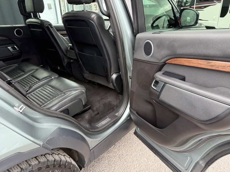 Land Rover Discovery 3.0 Td6 Hse 255 Bhp Grey #33