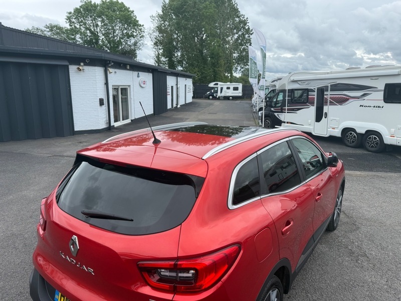 Renault Kadjar Signature Nav Dci Red #4