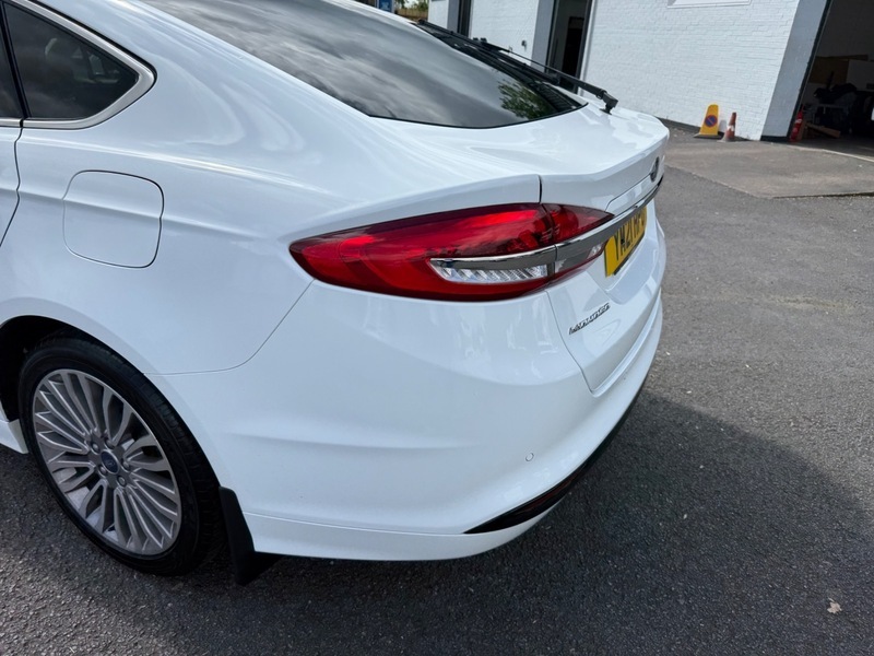 Ford 1.5 Ecoblue 120 Titanium Powershift Black #16