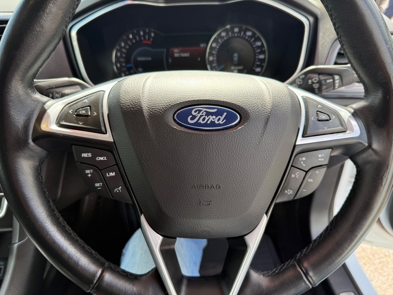 Ford 1.5 Ecoblue 120 Titanium Powershift Black #24