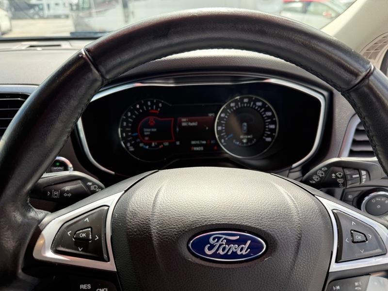 Ford 1.5 Ecoblue 120 Titanium Powershift Black #25