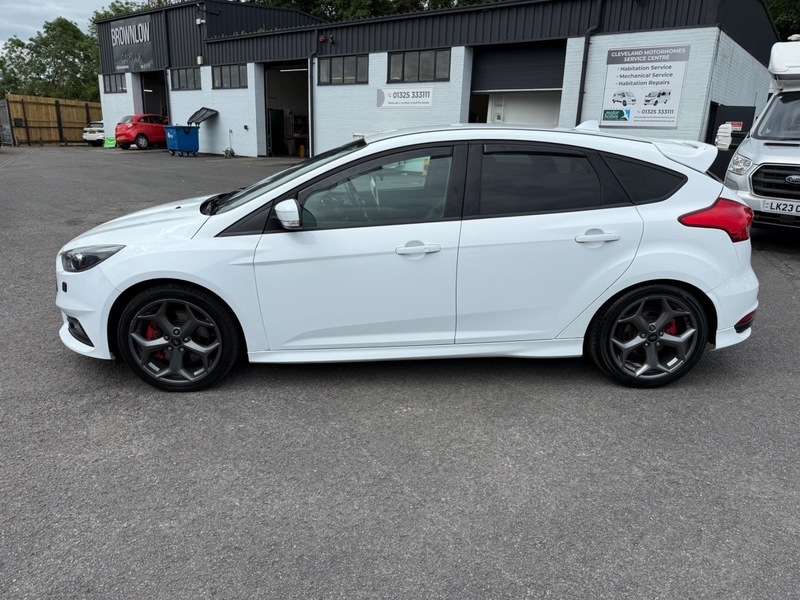 Ford Focus St-3 5dr Manual White #4