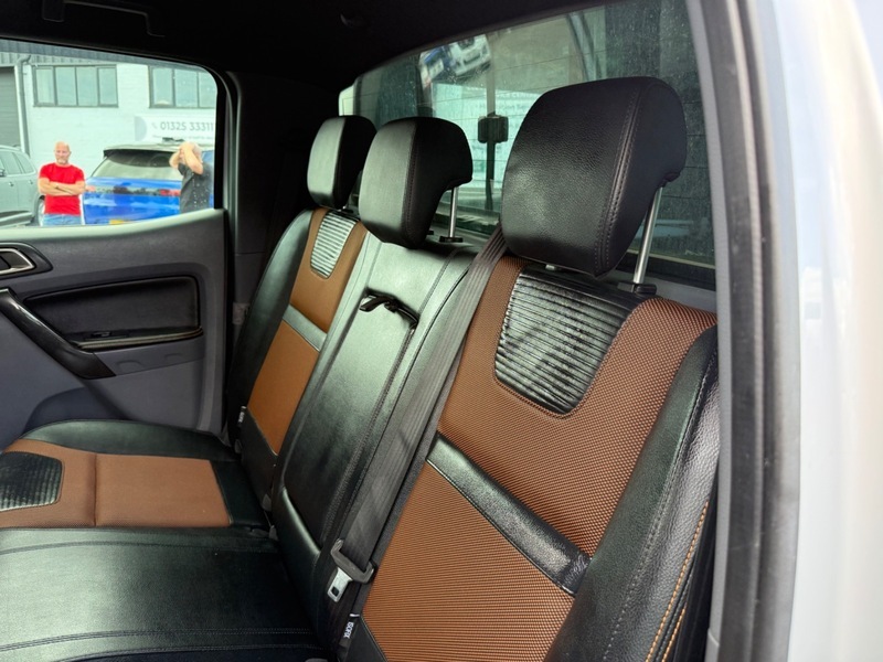 Ford Ranger 3.2L Wildtrak Orange #44