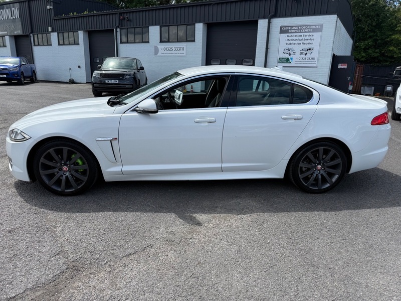 Jaguar XF D Sport 2.2 White #4