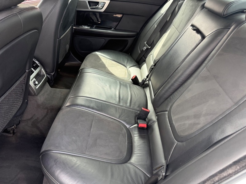 Jaguar XF 2012 62 2.2D Grey #36