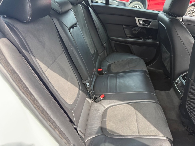 Jaguar XF 2012 62 2.2D Grey #33