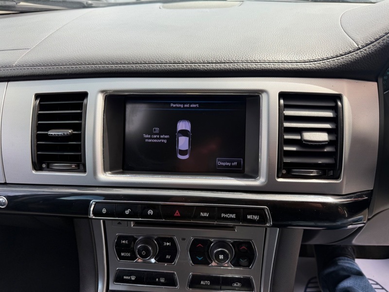 Jaguar XF 2012 62 2.2D Grey #31