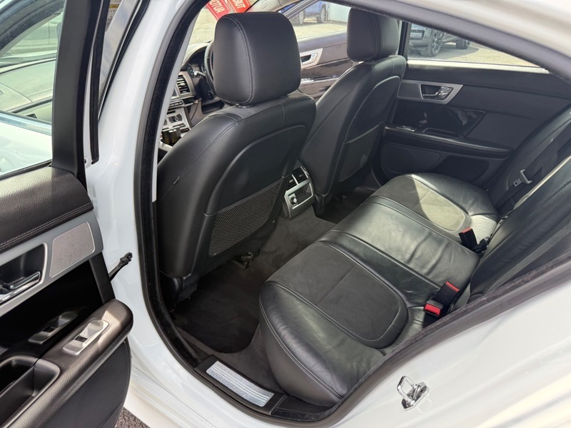 Jaguar XF 2012 62 2.2D Grey #38