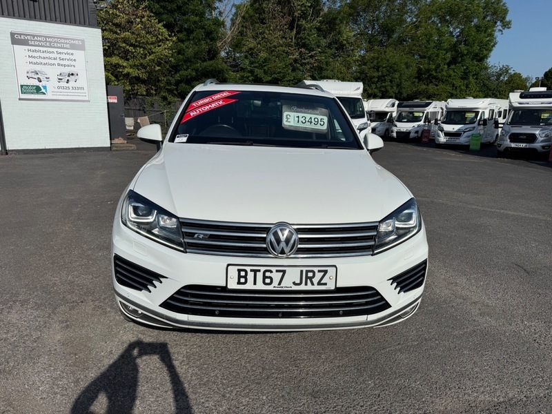 Volkswagen Touareg V6 R-line Plus Tdi White #2