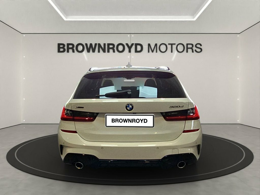 BMW 3 Series 2L M Sport SW71EMV White #4