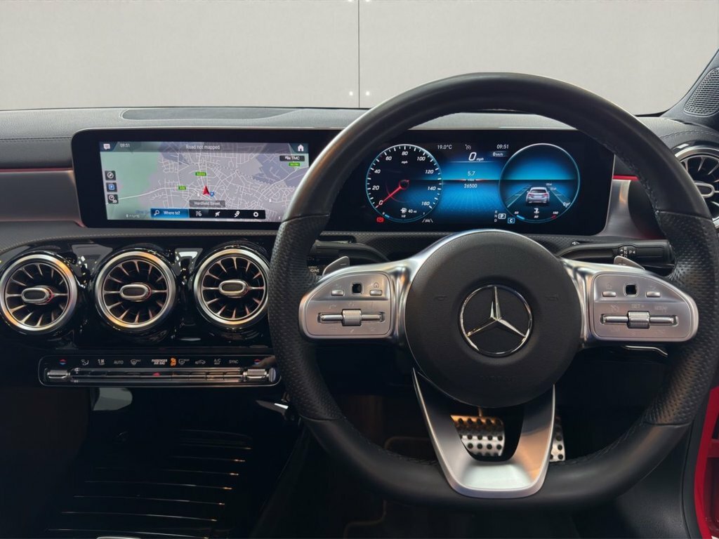 Mercedes-Benz CLA Class 2L Amg Line Red #3