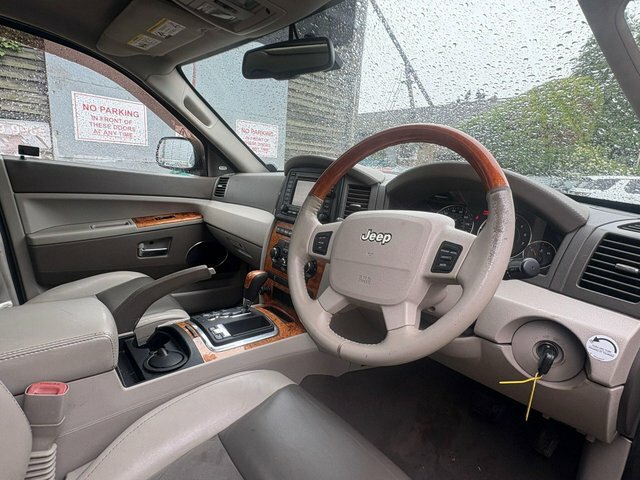 Jeep Grand Cherokee 6.1L Srt8 420 Bhp Silver #10