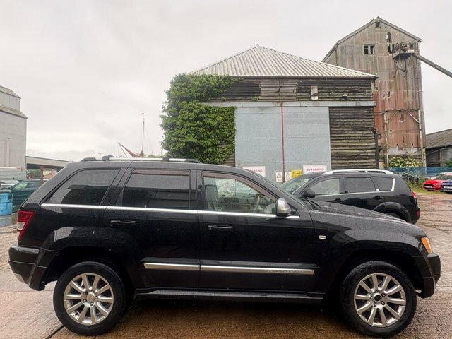 Jeep Grand Cherokee 3.0 Crd Overland 4Wd Black #2