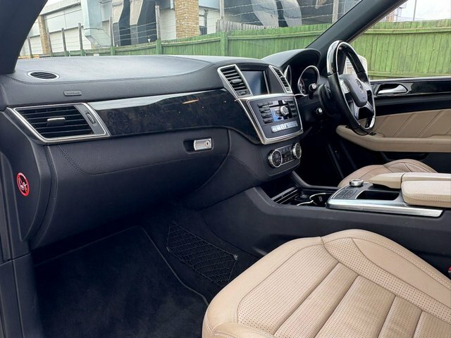 Mercedes-Benz M Class Suv Silver #10
