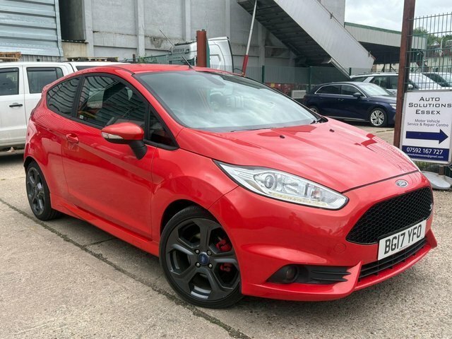 Ford Fiesta 1.6T Ecoboost St-3 Euro 6 Orange